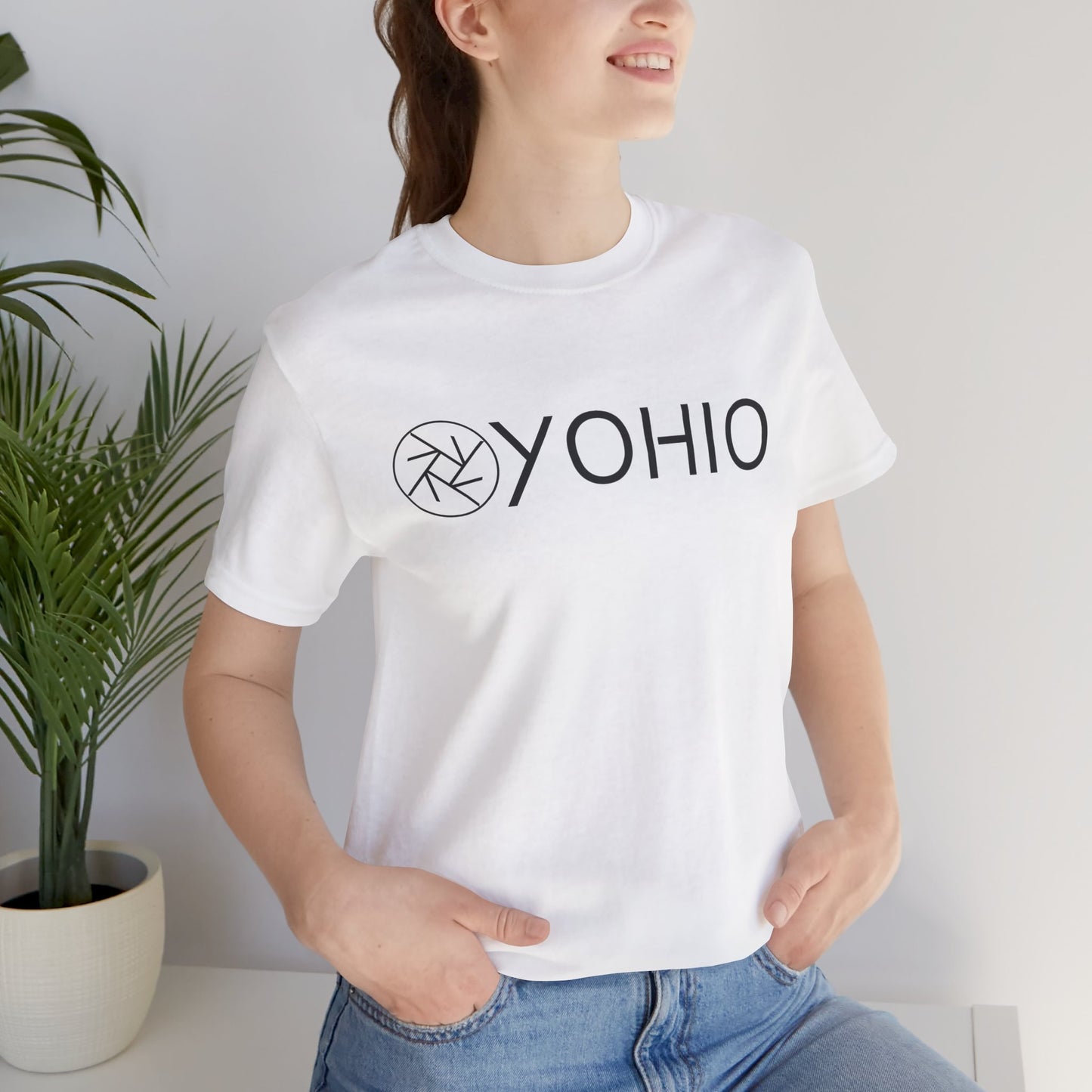 YOHIO ロゴ ユニセックス Tシャツ